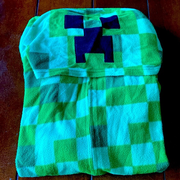 NEGOTIABLE Minecraft PJ hoodie. Size 14/16  zipper. 50 inches long.mojang brand. - Picture 1 of 8
